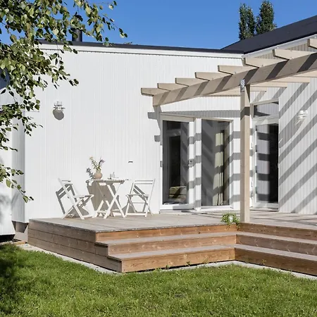 Beautiful And Relaxing House With Sauna